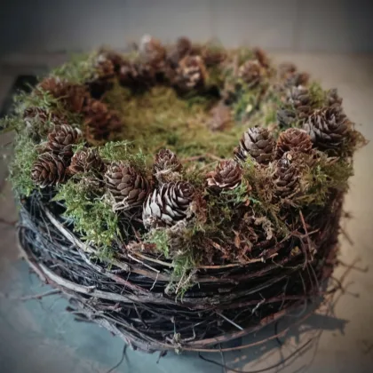 Groen taartje met lariks denappeltjes